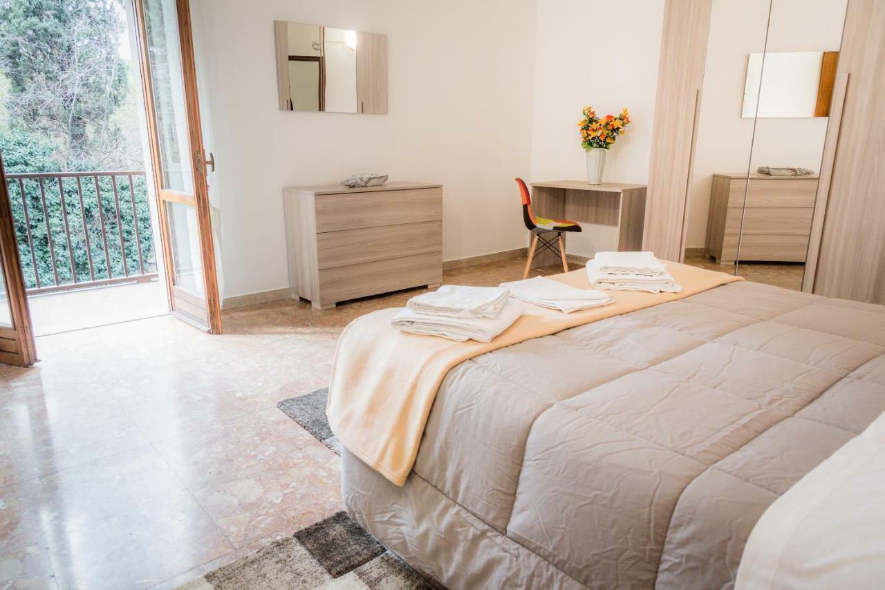 Gabrielli Rooms & Apartments - Maroncelli Verona Luaran gambar